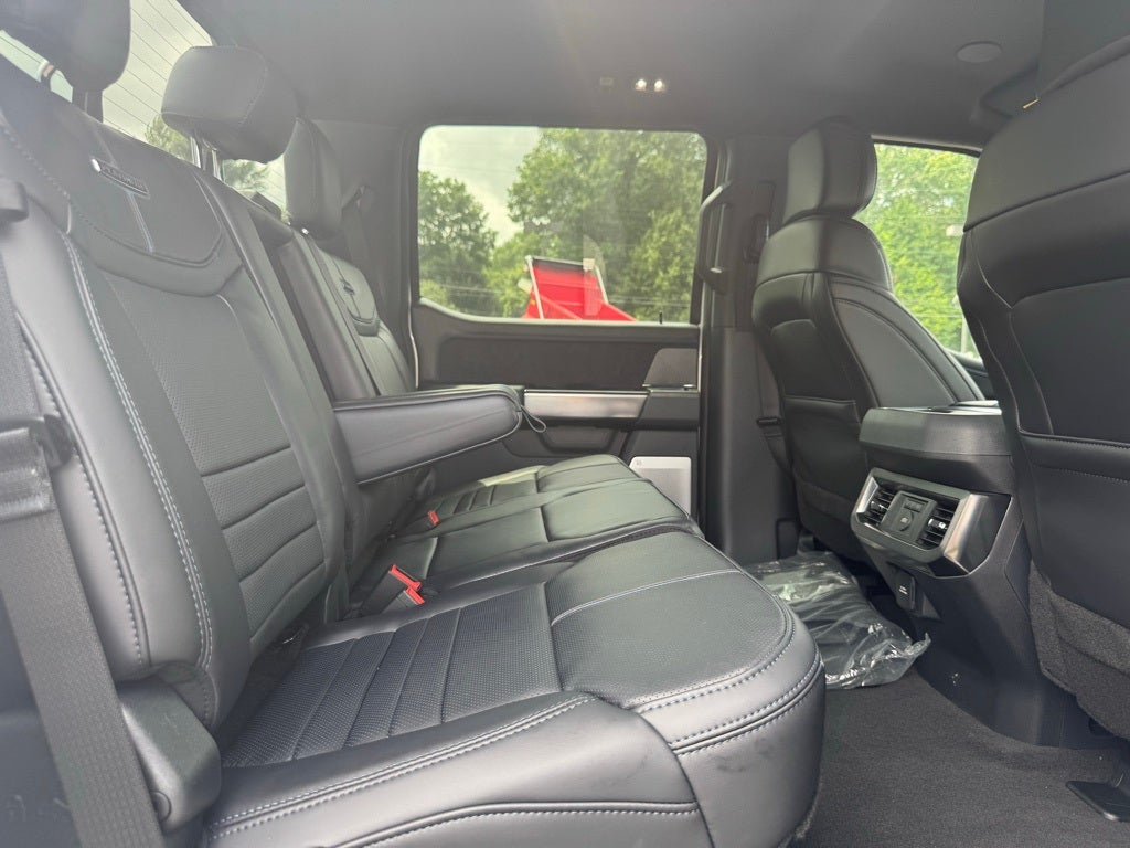 2025 Ford F-350SD Platinum