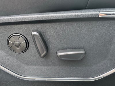 2025 Ford F-350SD Platinum