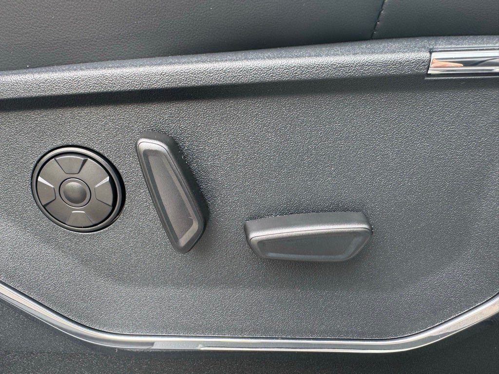 2025 Ford F-350SD Platinum