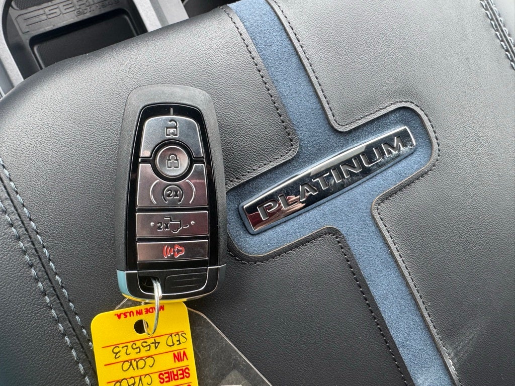 2025 Ford F-350SD Platinum