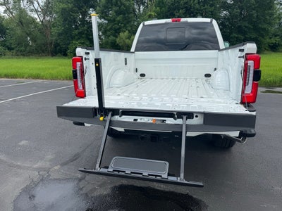 2025 Ford F-350SD Platinum