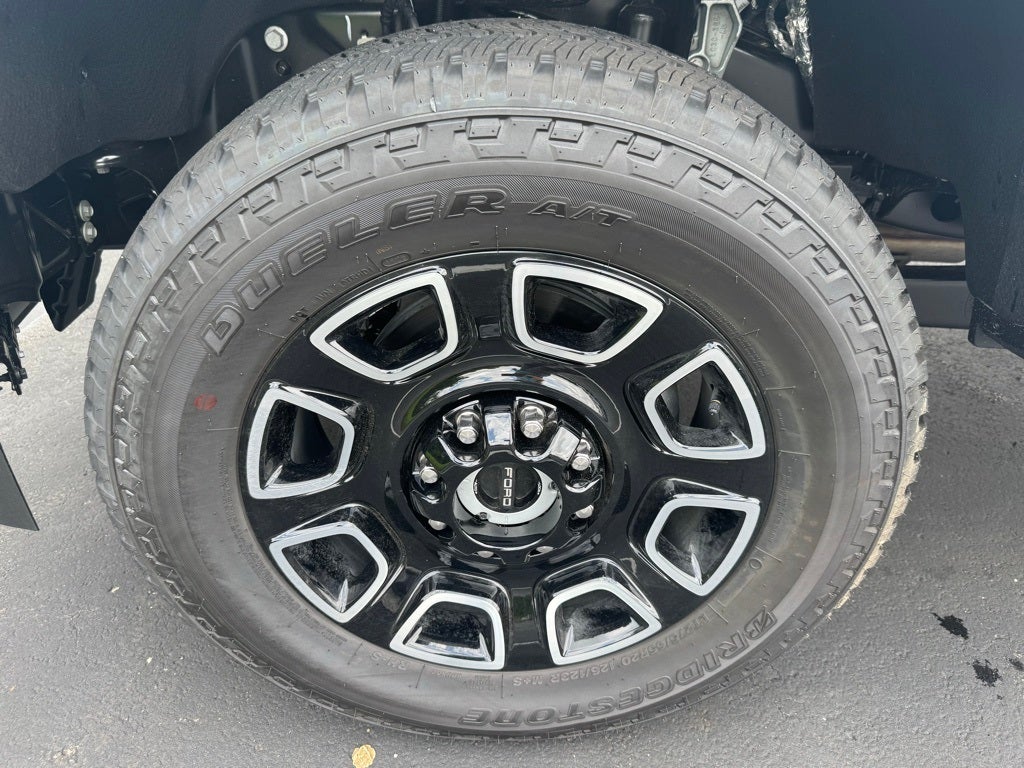 2025 Ford F-350SD Platinum