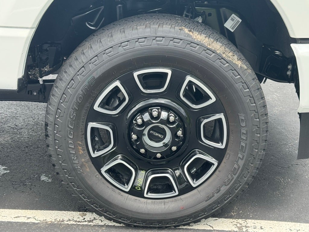 2025 Ford F-350SD Platinum