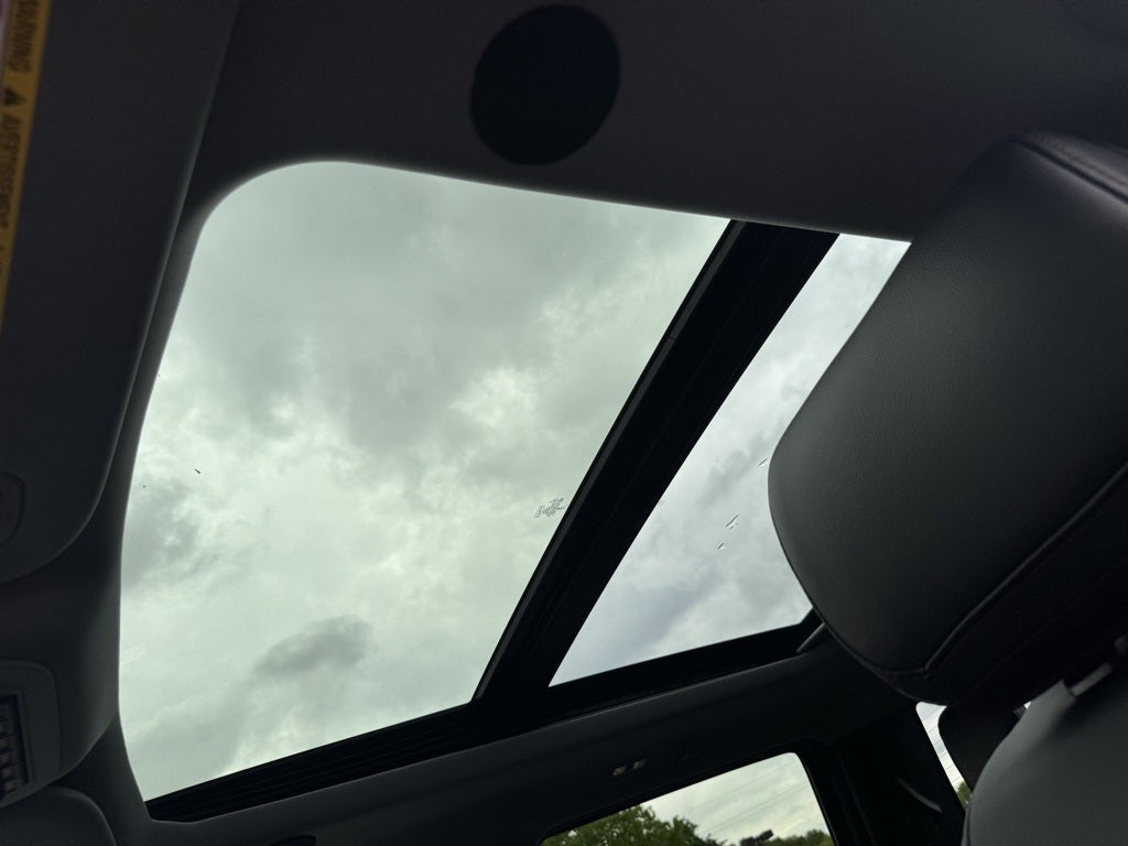 2025 Ford F-350SD Lariat