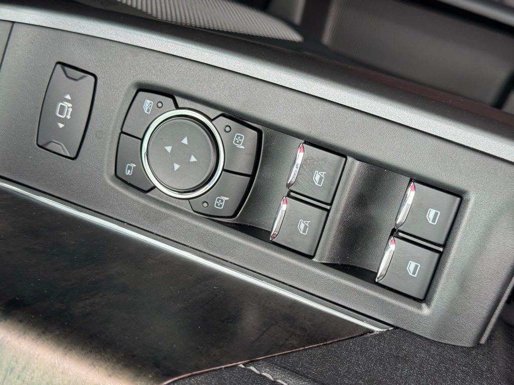 2025 Ford F-350SD Lariat