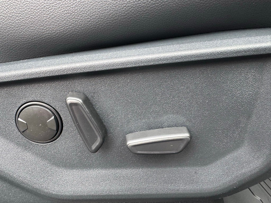 2025 Ford F-350SD Lariat