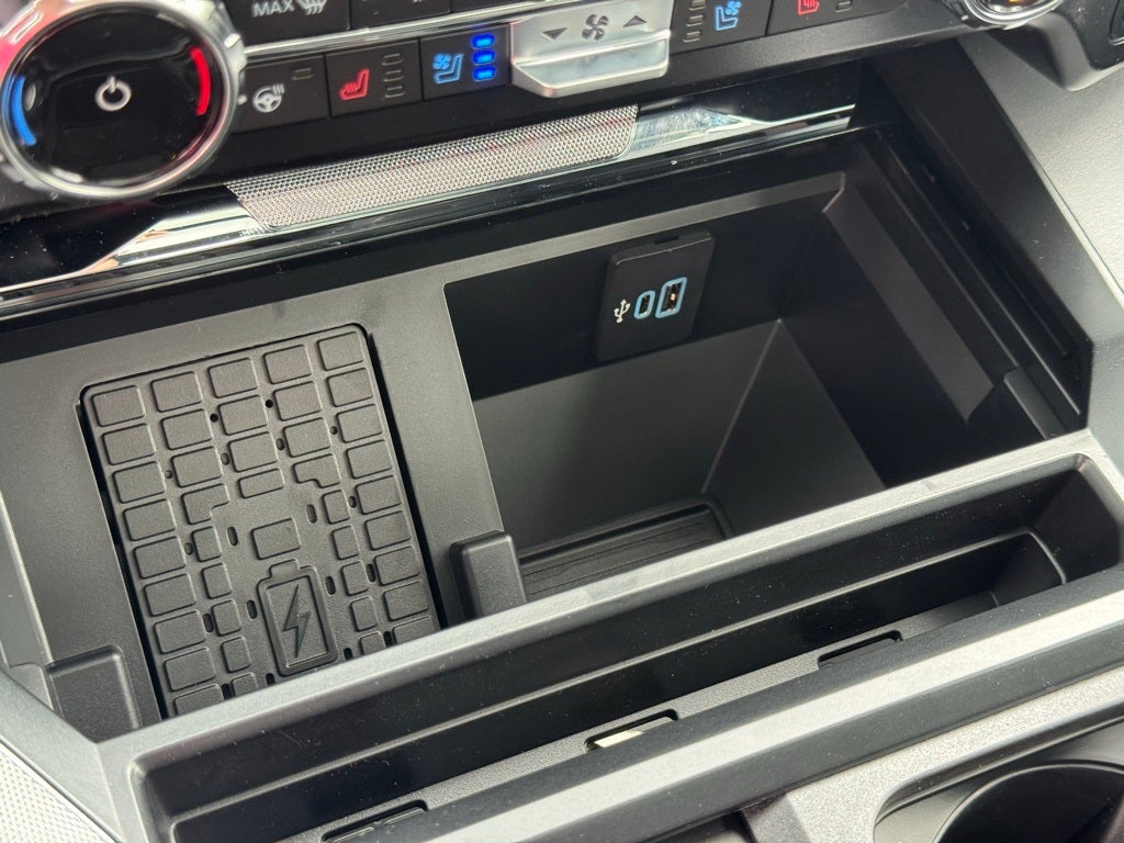 2025 Ford F-350SD Lariat