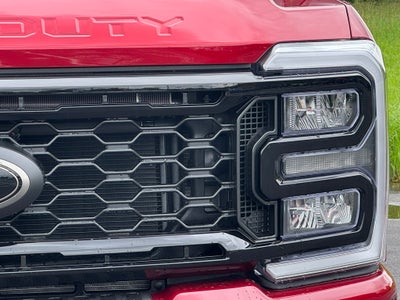 2025 Ford F-350SD Lariat