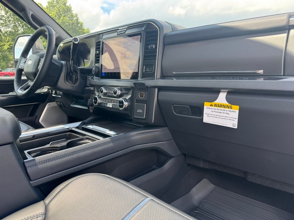 2025 Ford F-350SD Platinum