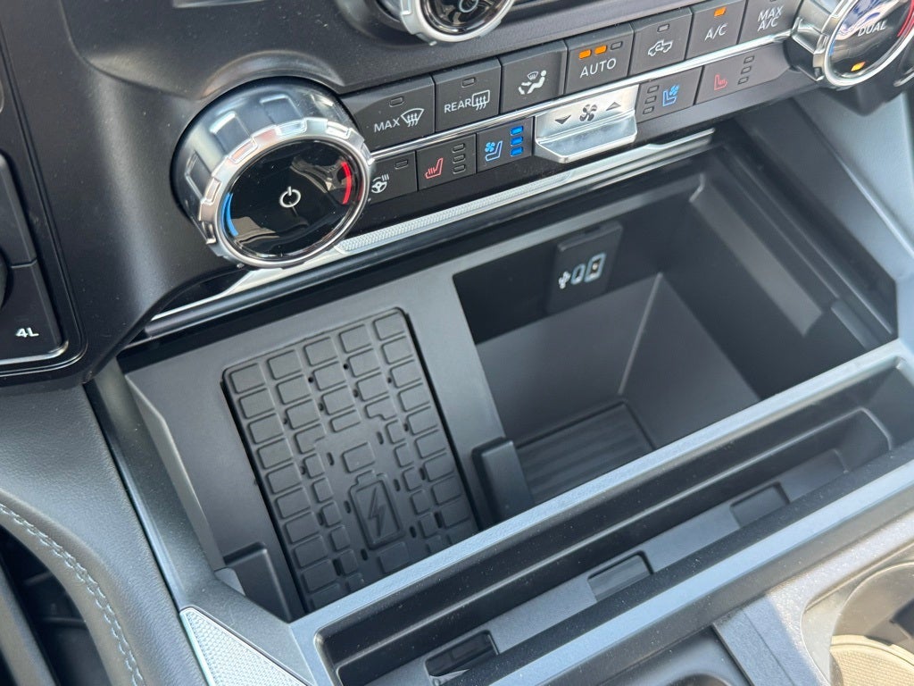 2025 Ford F-350SD Platinum