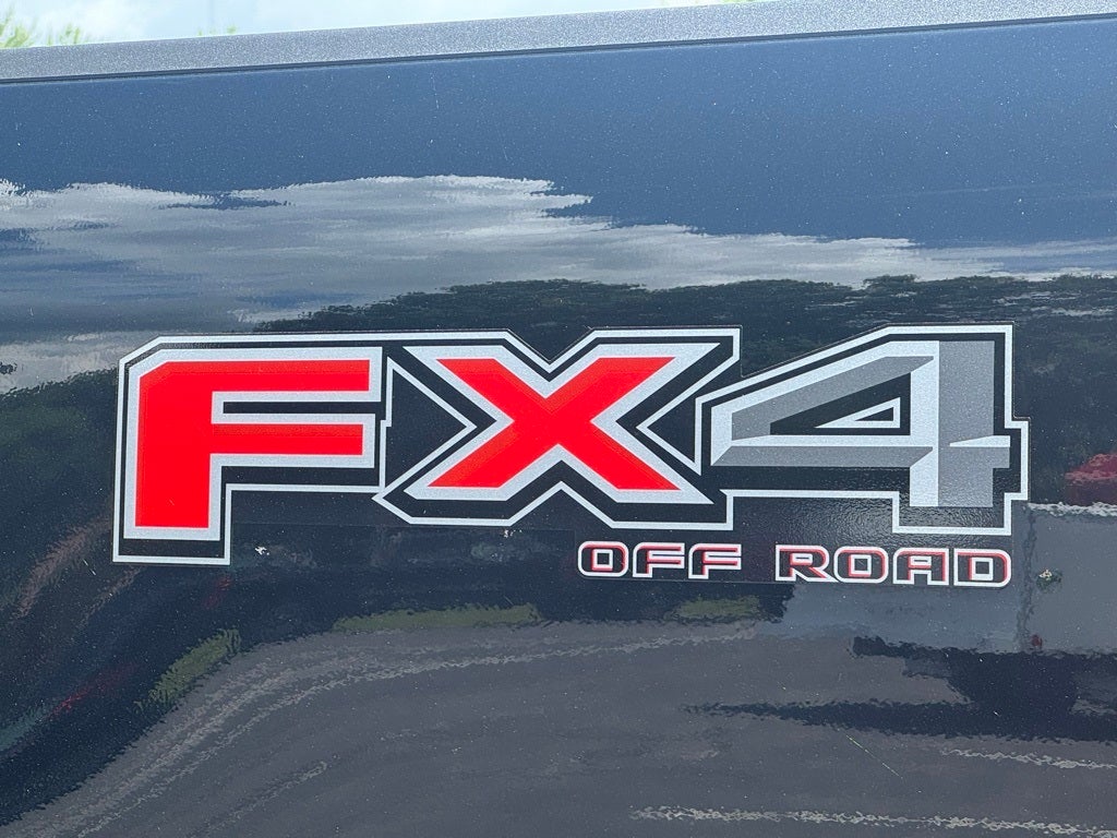 2025 Ford F-350SD Platinum