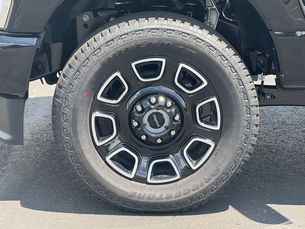 2025 Ford F-350SD Platinum