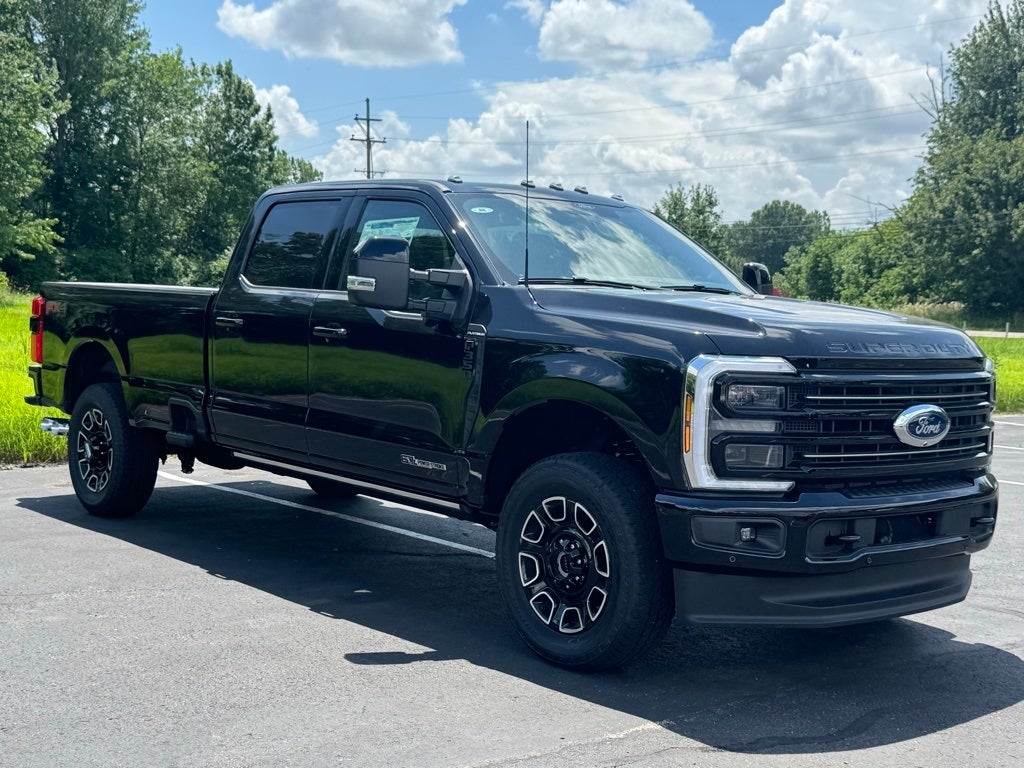 2025 Ford F-350SD Platinum