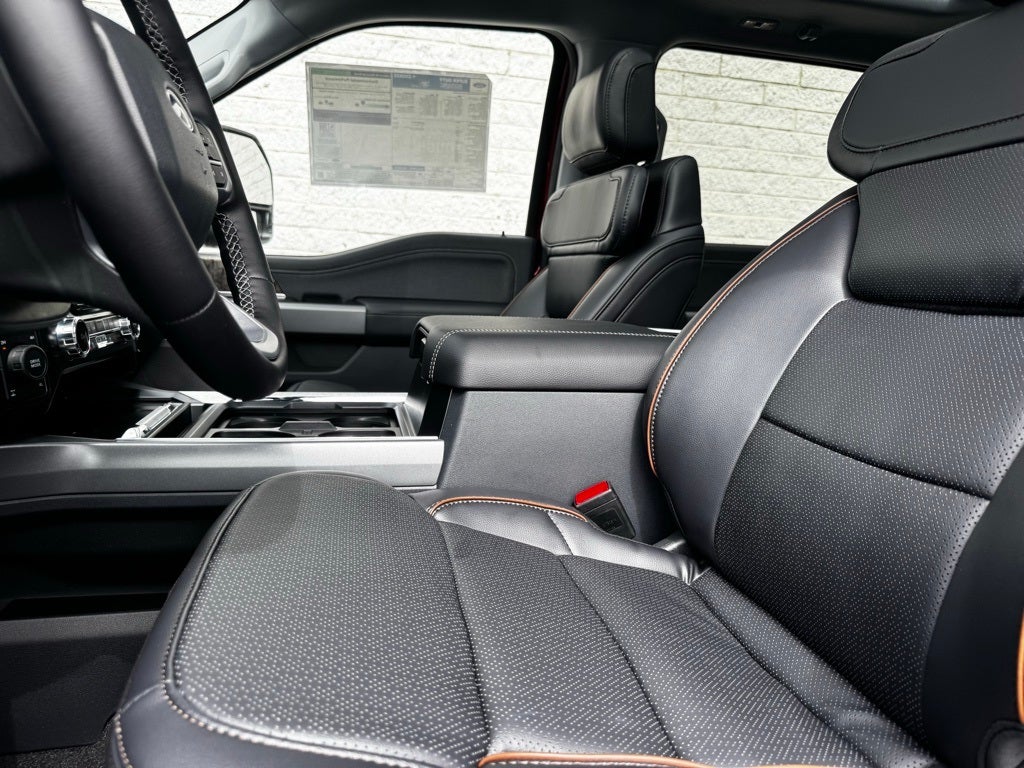 2025 Ford F-350SD Lariat