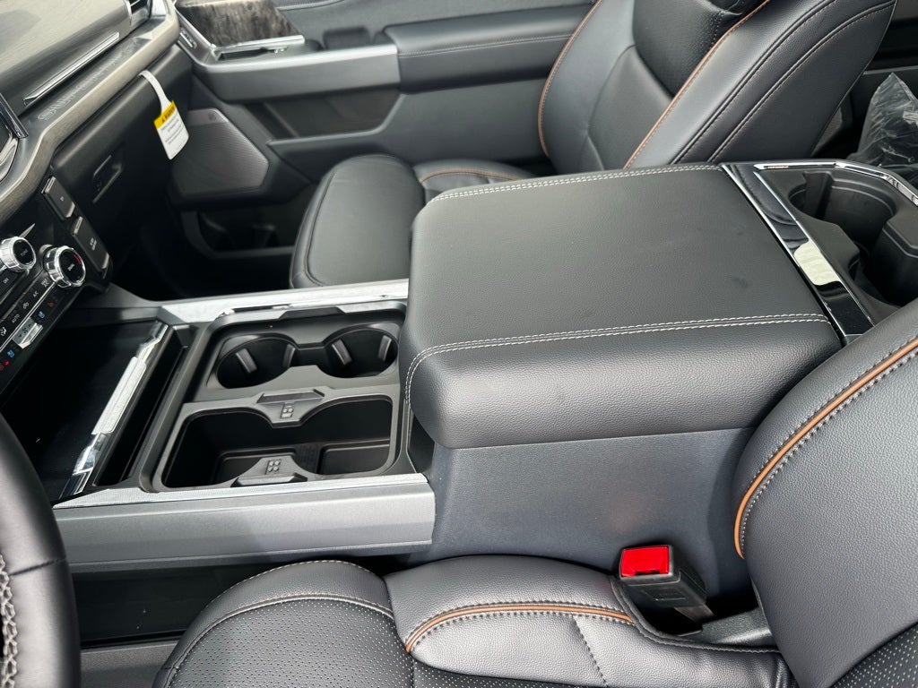 2025 Ford F-350SD Lariat