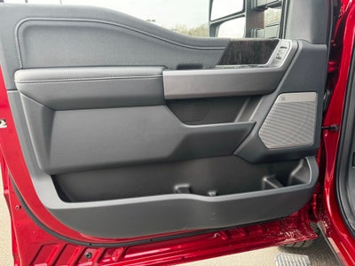 2025 Ford F-350SD Lariat