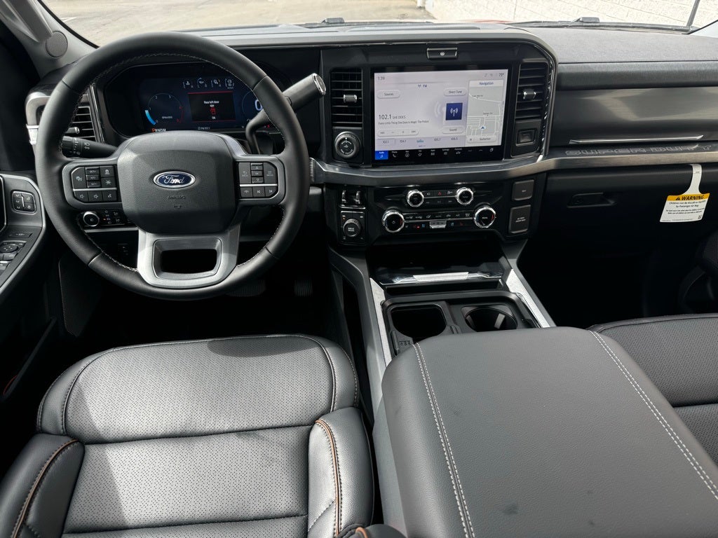 2025 Ford F-350SD Lariat