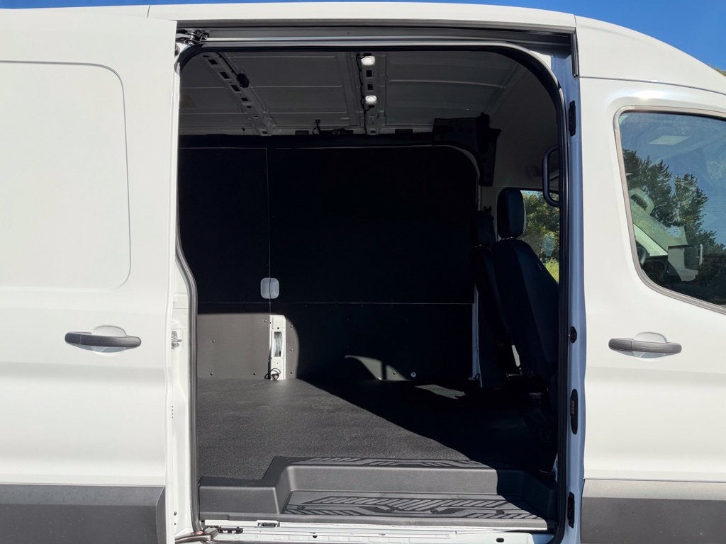 2027 Ford Transit-250 Base