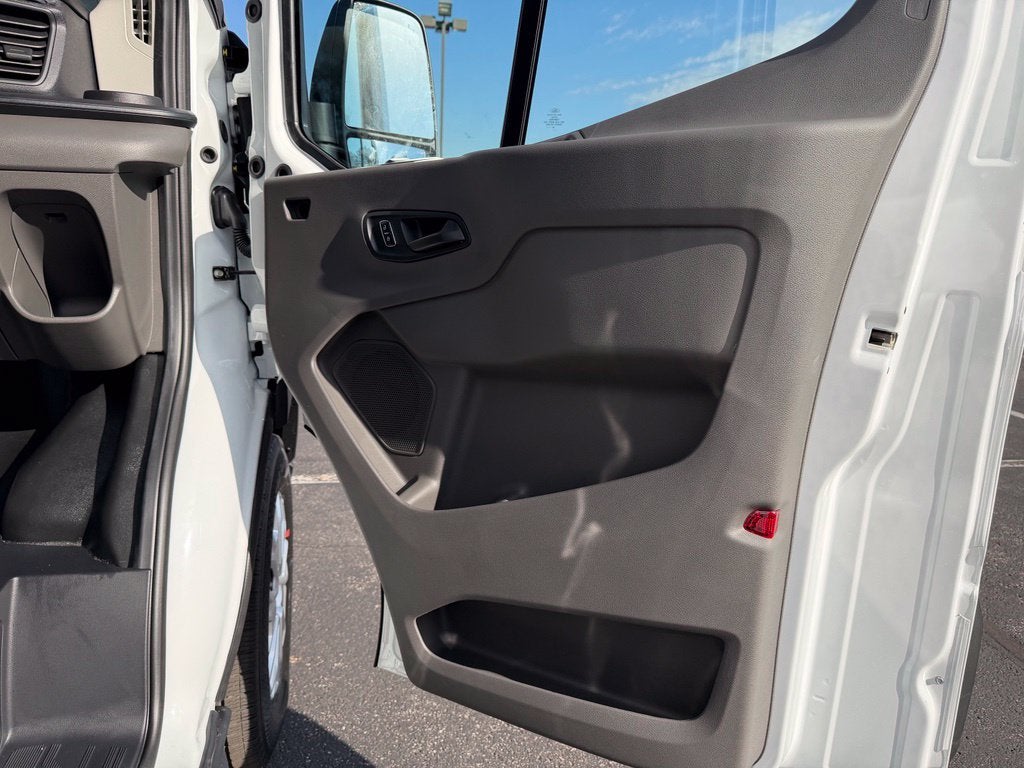 2027 Ford Transit-250 Base