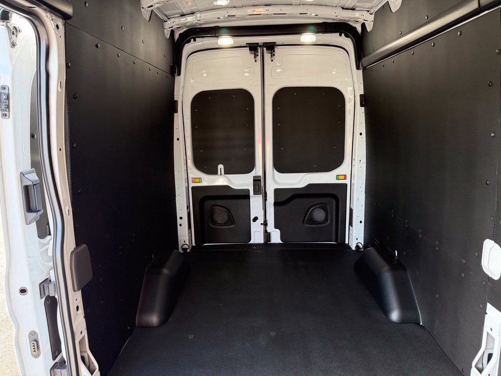 2027 Ford Transit-250 Base