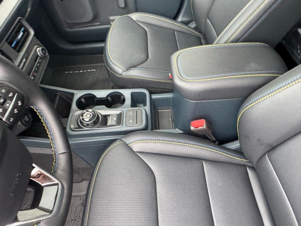 2025 Ford Maverick Lobo High