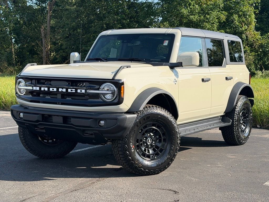 2026 Ford Bronco Outer Banks®