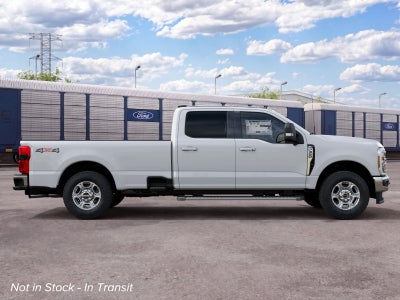 2027 Ford Super Duty F-350® XLT