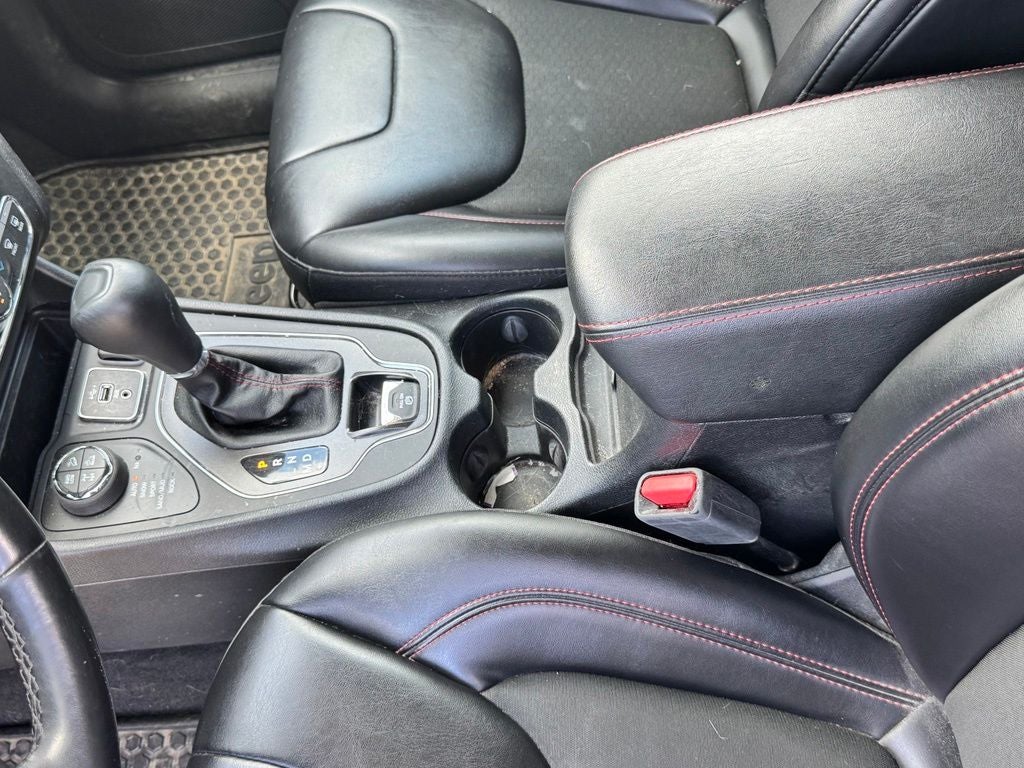 2020 Jeep Cherokee Trailhawk
