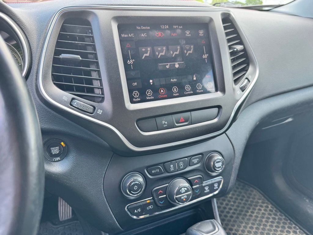 2020 Jeep Cherokee Trailhawk