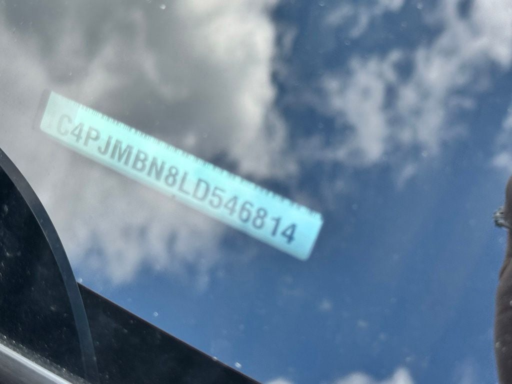 2020 Jeep Cherokee Trailhawk