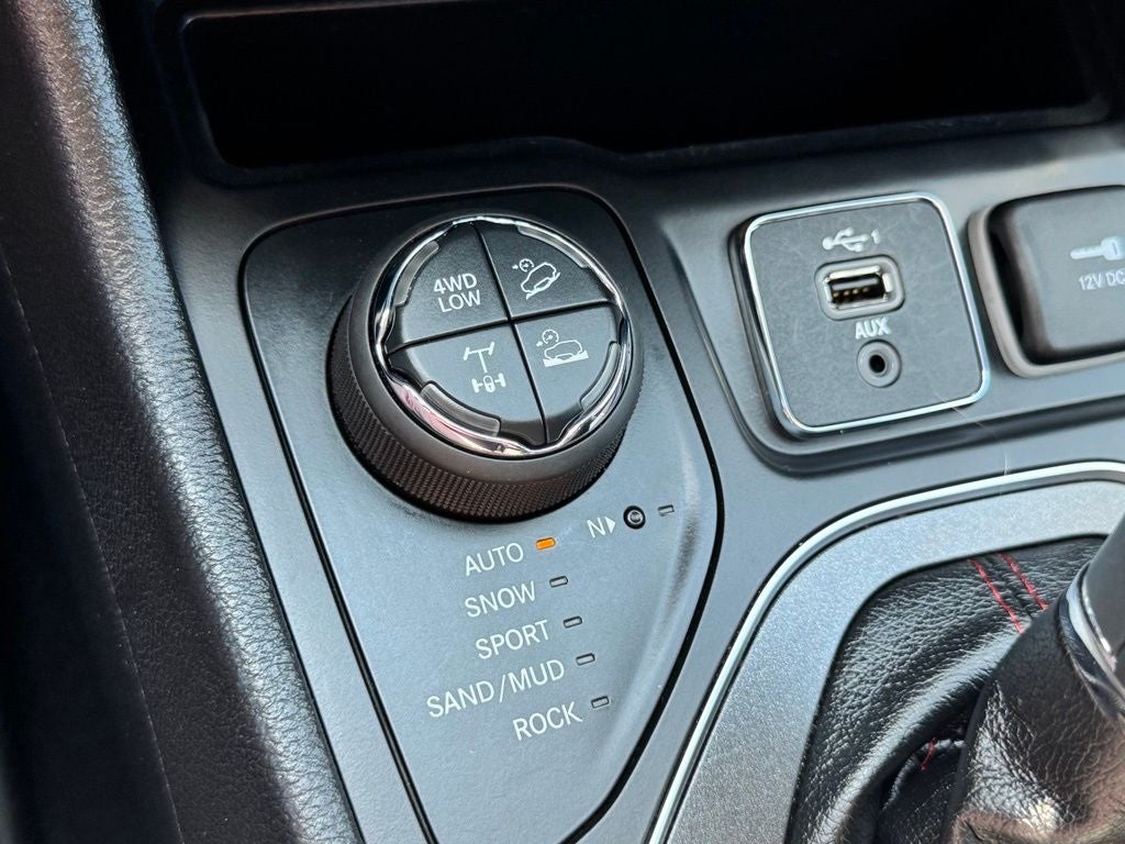 2020 Jeep Cherokee Trailhawk