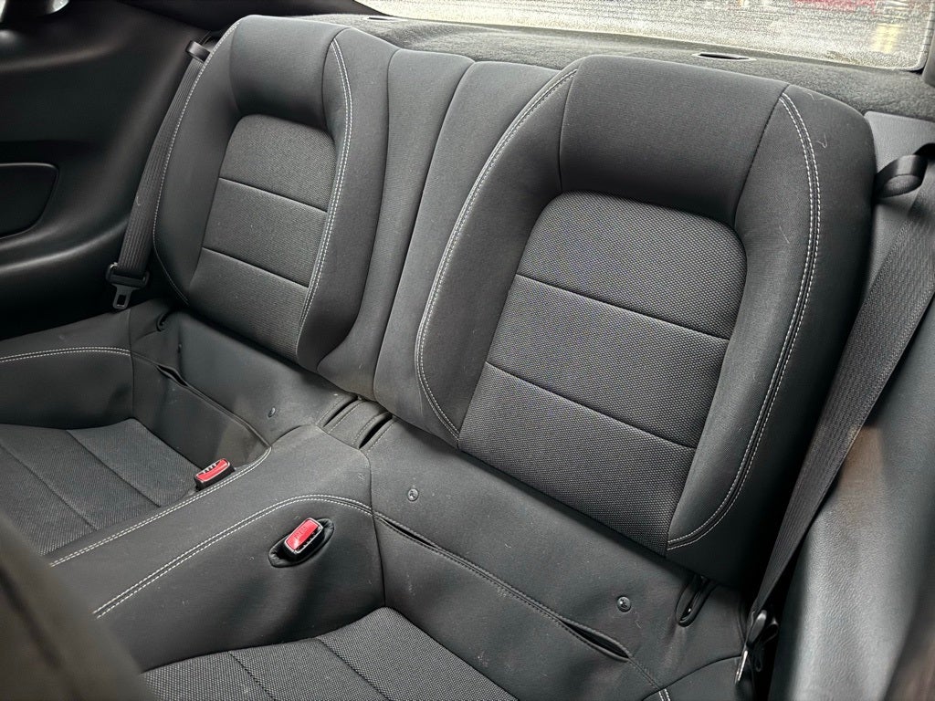 2016 Ford Mustang V6