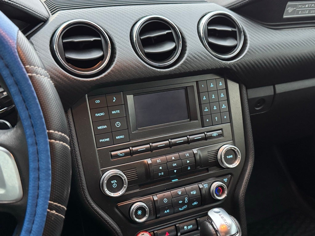 2016 Ford Mustang V6