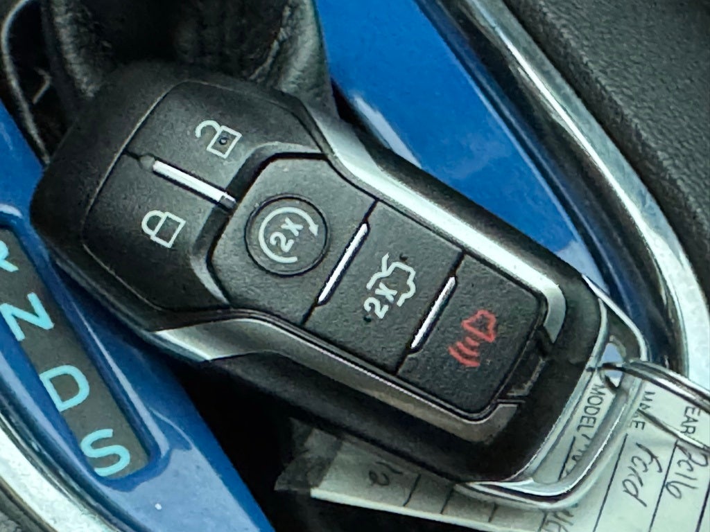 2016 Ford Mustang V6