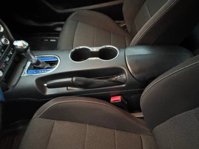 2016 Ford Mustang V6