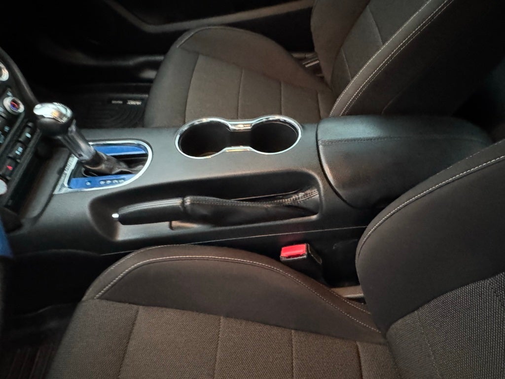 2016 Ford Mustang V6