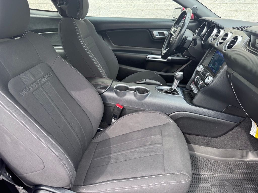 2021 Ford Mustang EcoBoost