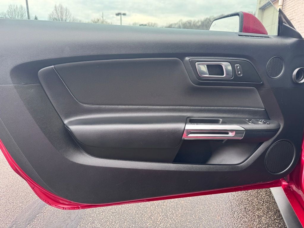 2021 Ford Mustang EcoBoost