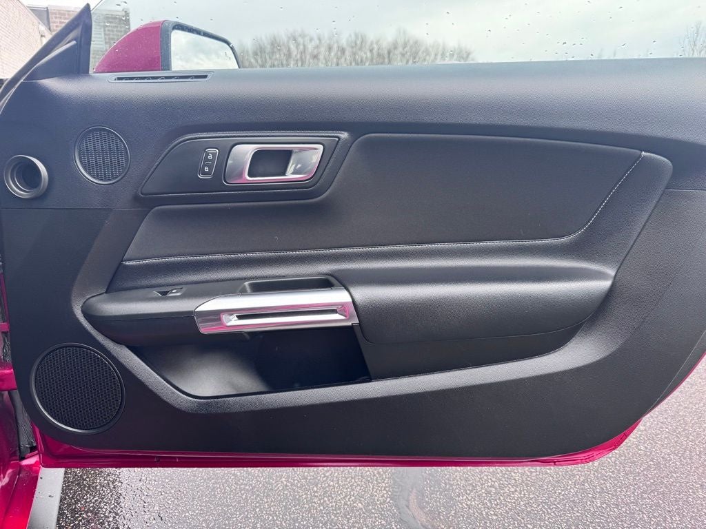 2021 Ford Mustang EcoBoost