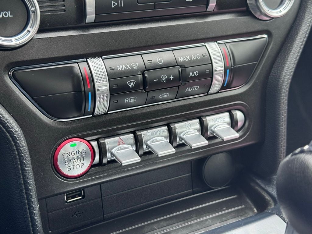 2021 Ford Mustang EcoBoost