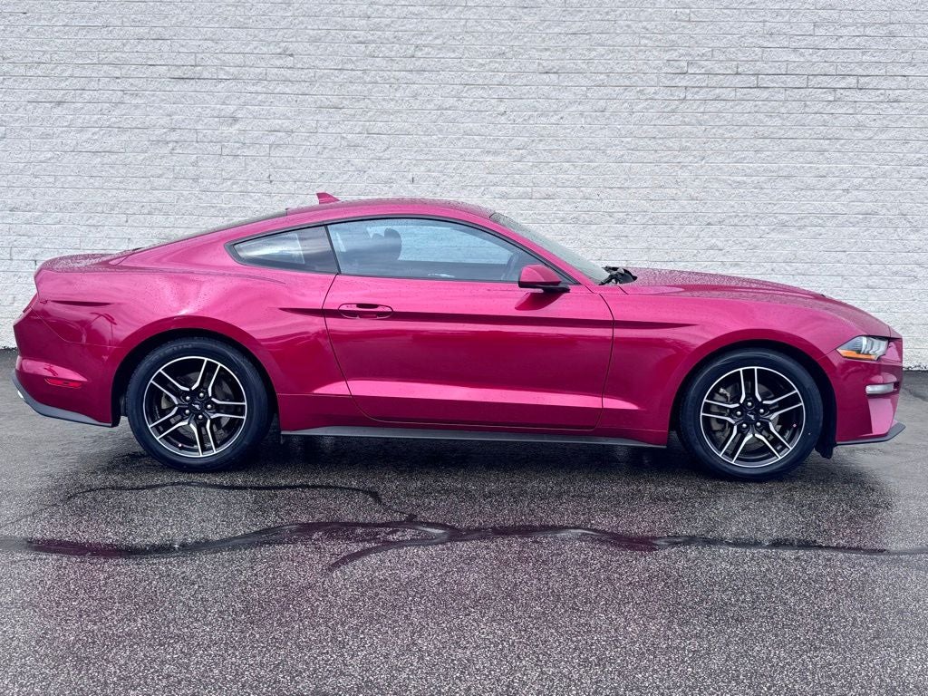 2021 Ford Mustang EcoBoost
