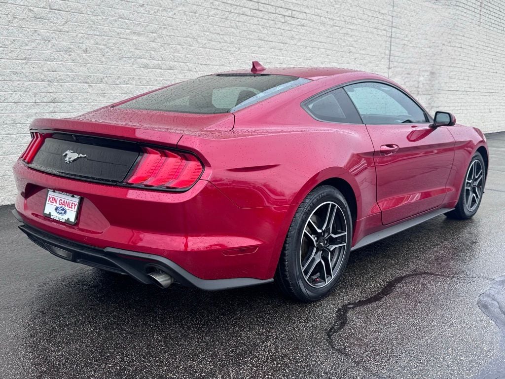2021 Ford Mustang EcoBoost