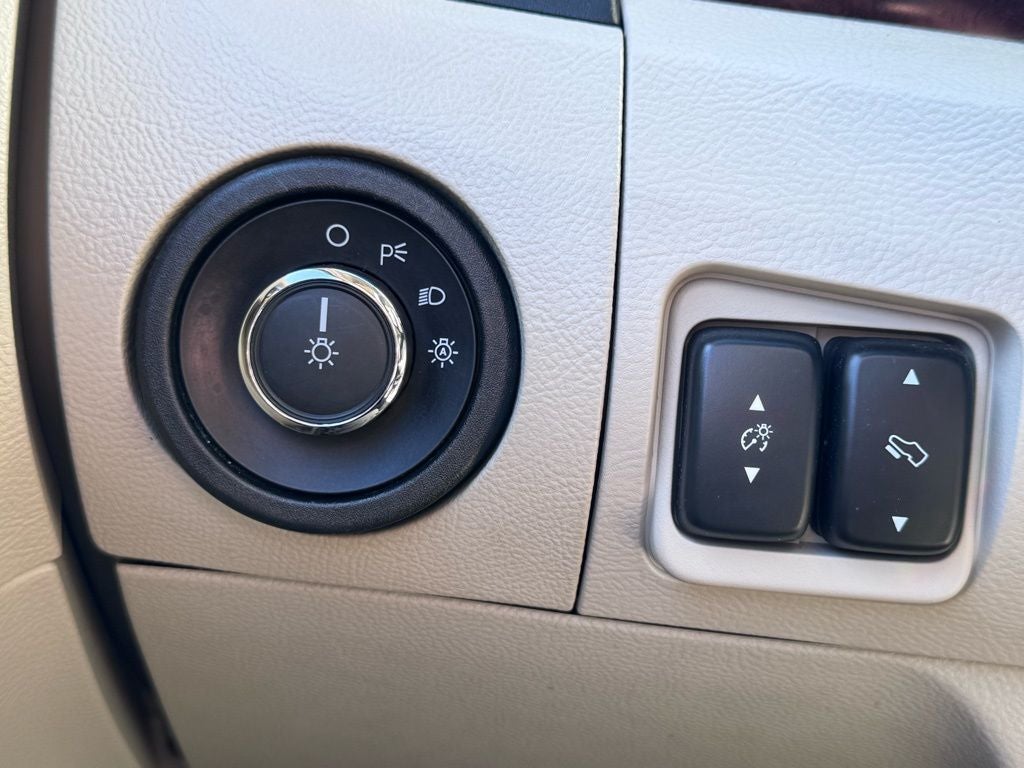 2010 Ford Taurus Limited