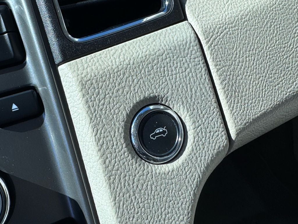 2010 Ford Taurus Limited