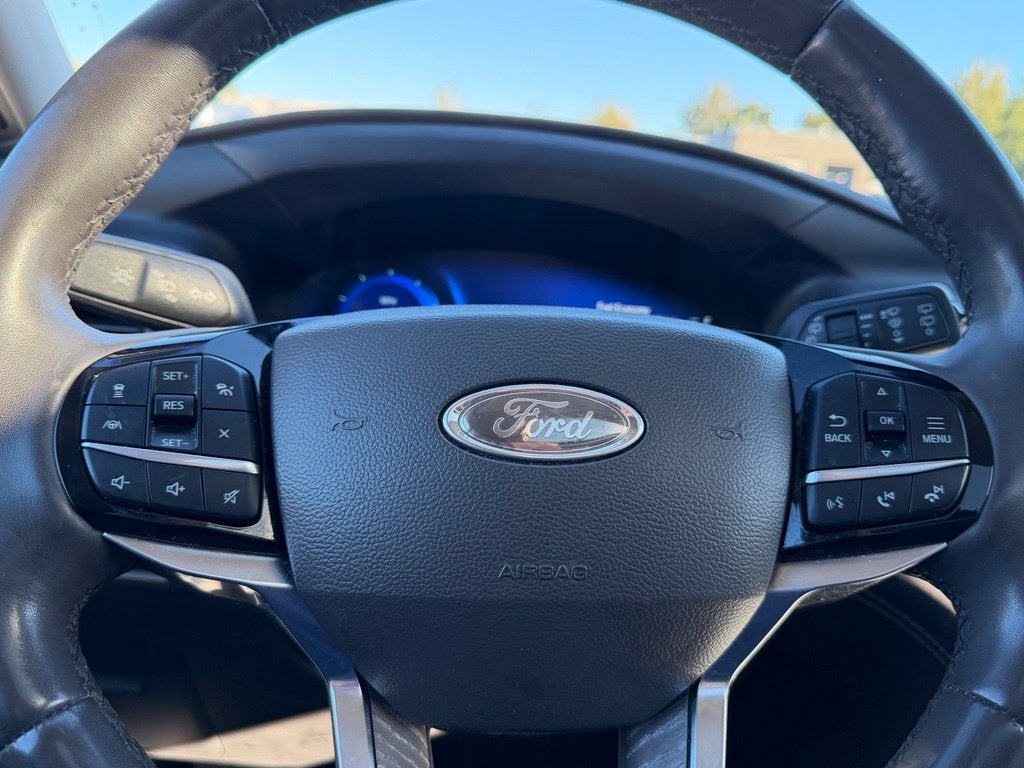 2023 Ford Explorer Platinum
