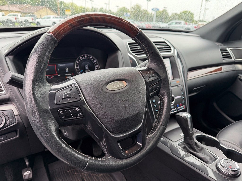2019 Ford Explorer Platinum