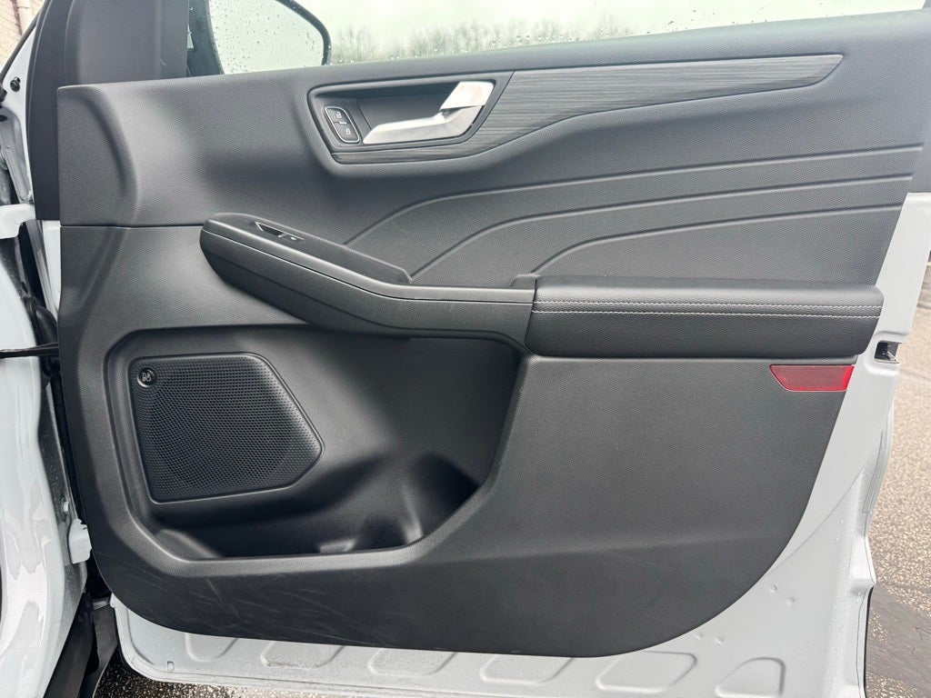 2025 Ford Escape Plug-In Hybrid Base