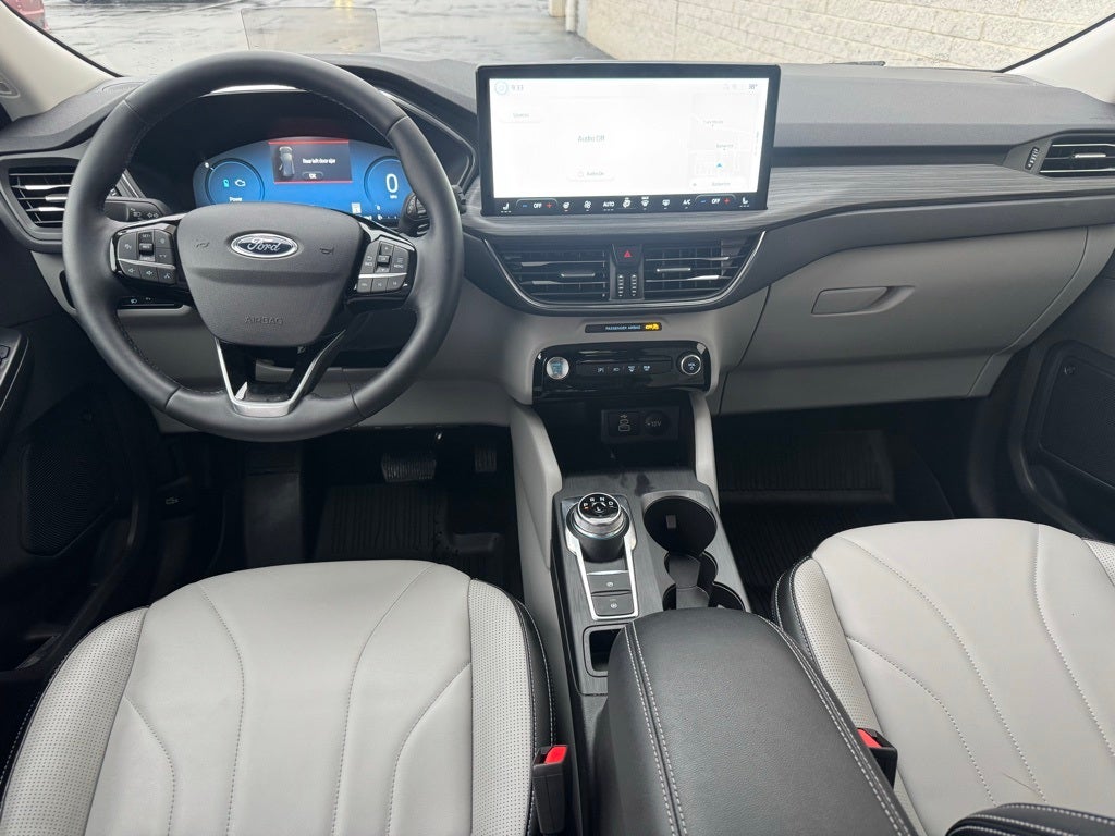 2025 Ford Escape Plug-In Hybrid Base