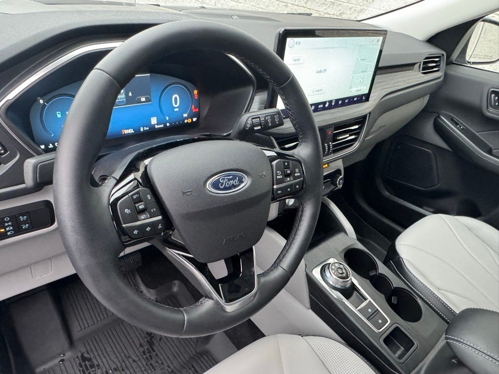 2025 Ford Escape Plug-In Hybrid Base