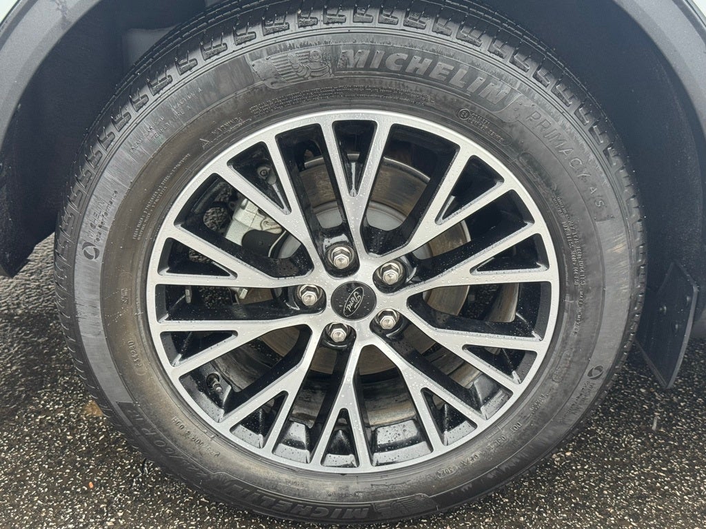 2025 Ford Escape Plug-In Hybrid Base